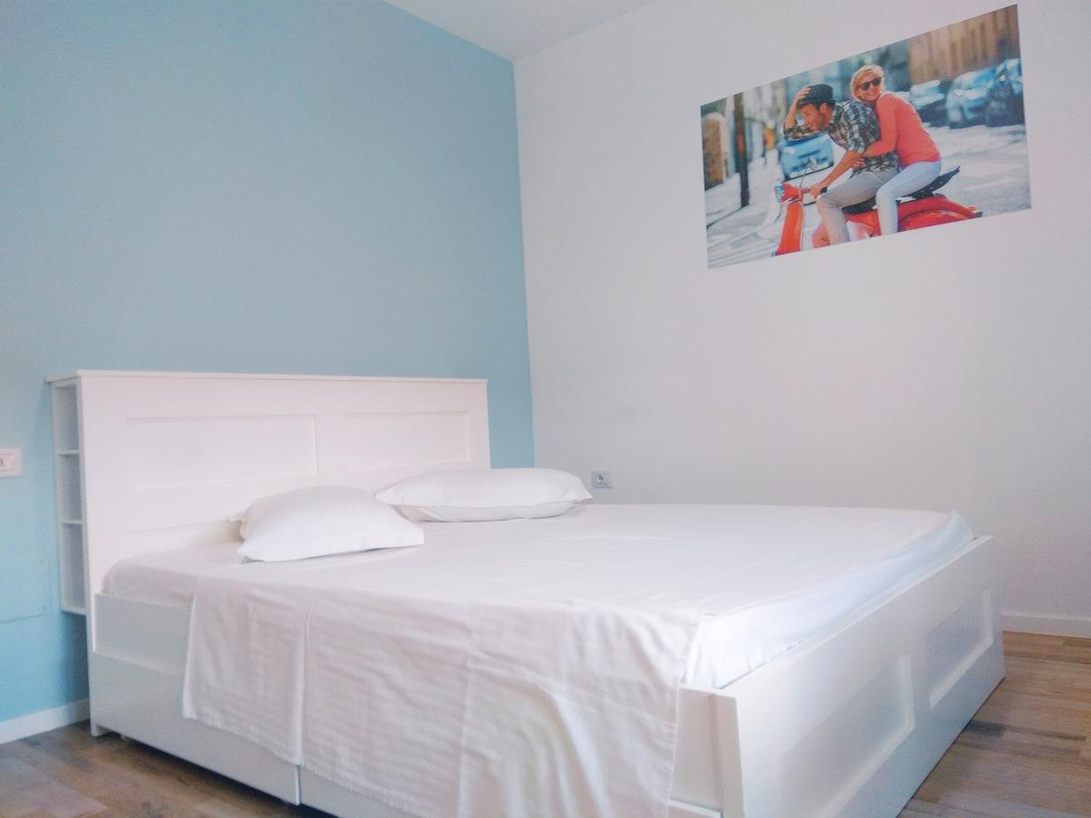 Downtown Tirana Apartments ภายนอก รูปภาพ